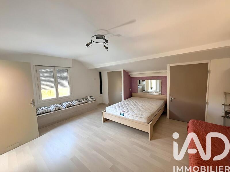 Maison - 111 m² - 5 pièces