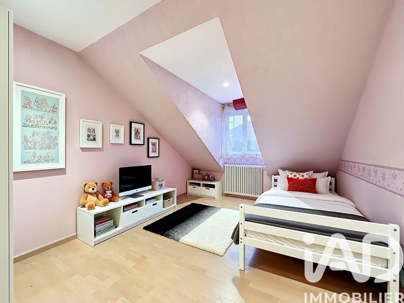 Maison - 142 m² - 6 pièces