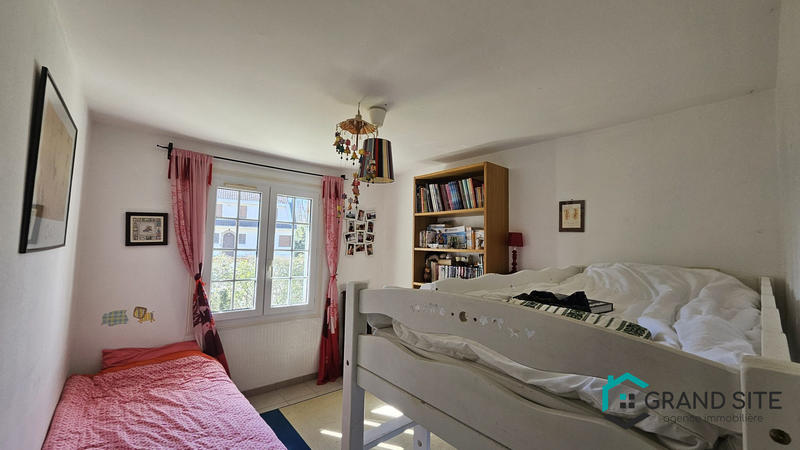 Maison - 158 m² - 9 pièces