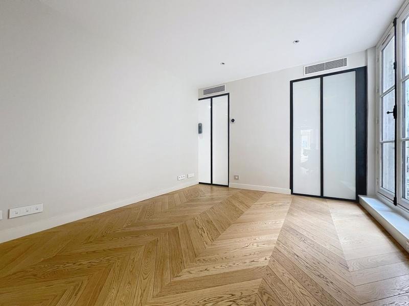 Appartement - 203 m² - 5 pièces