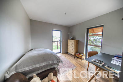 Maison - 180 m² - 4 pièces