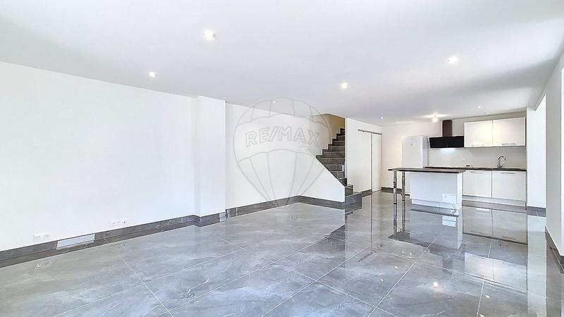 Duplex - 123 m² - 6 pièces