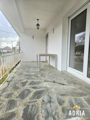 Maison - 102 m² - 6 pièces