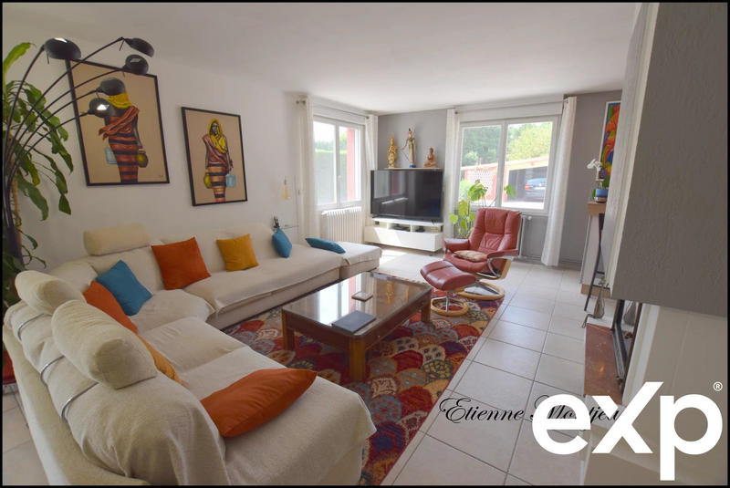 Maison - 257 m² - 13 pièces