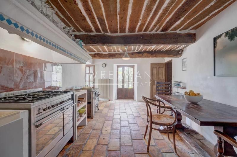 Villa - 200 m² - 5 pièces