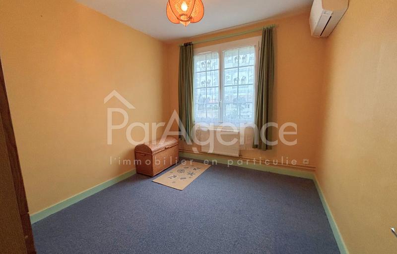 Maison - 135 m² - 6 pièces