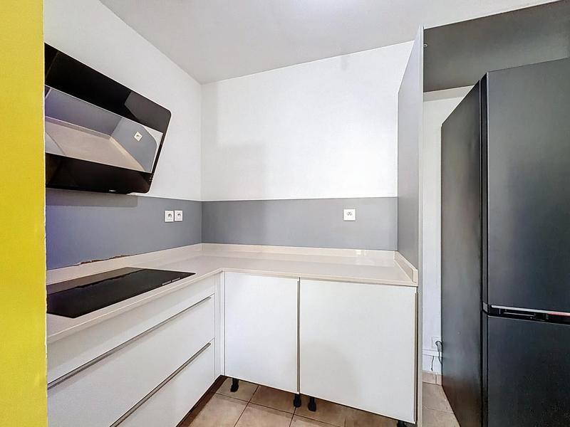 Appartement - 77 m² - 4 pièces