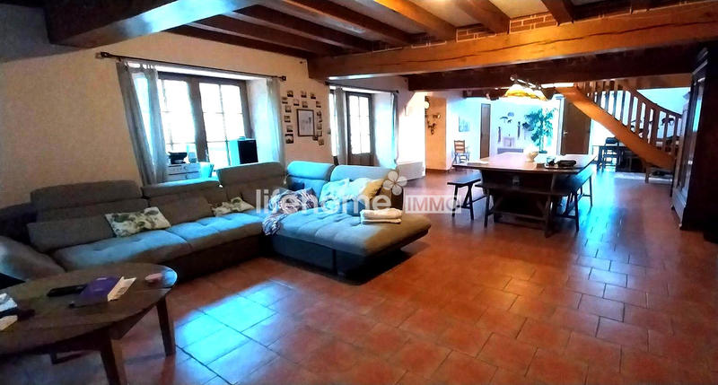 Maison - 172 m² - 7 pièces