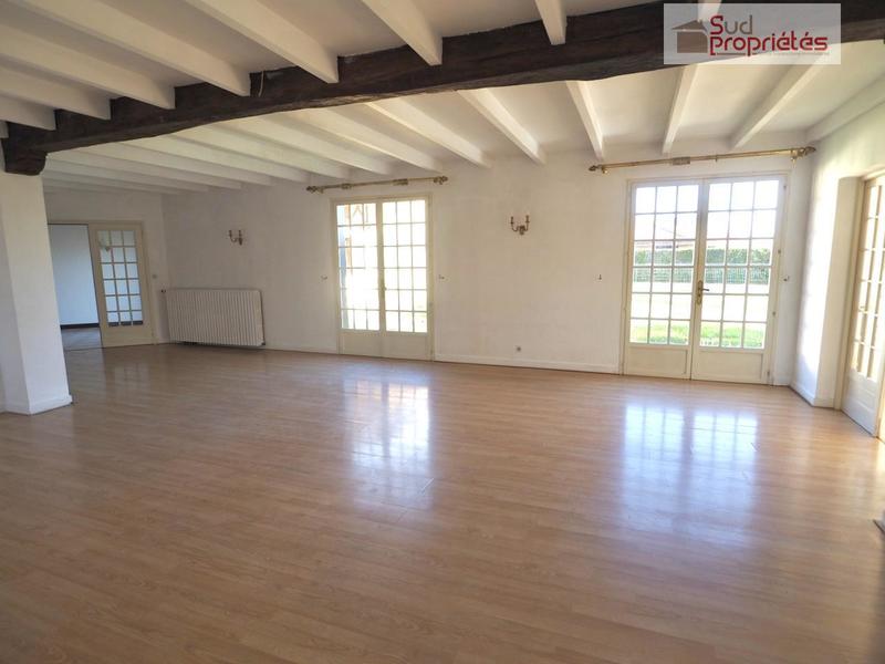 Maison - 323 m² - 7 pièces