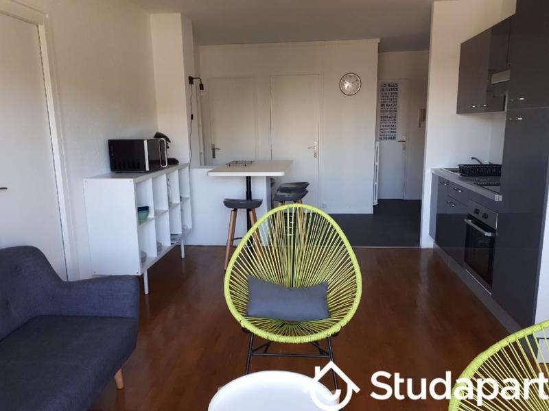 Chambre - 12 m² - 1 pièce