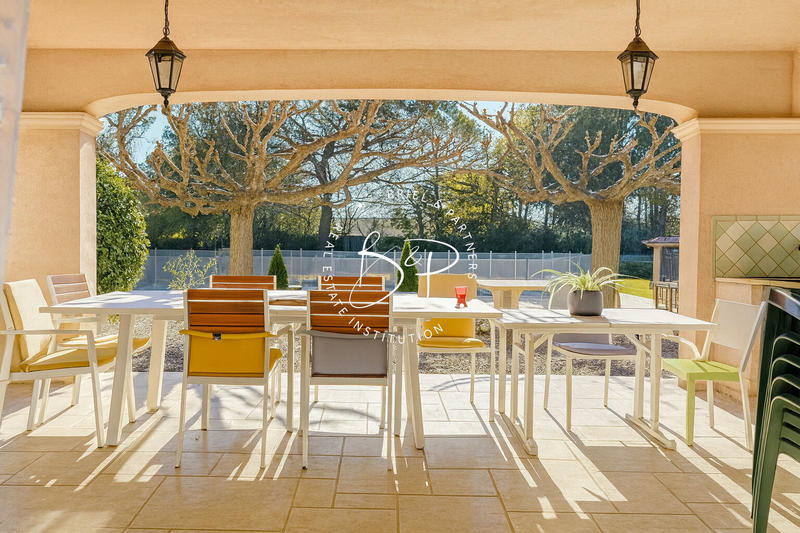 Maison - 143 m² - 5 pièces