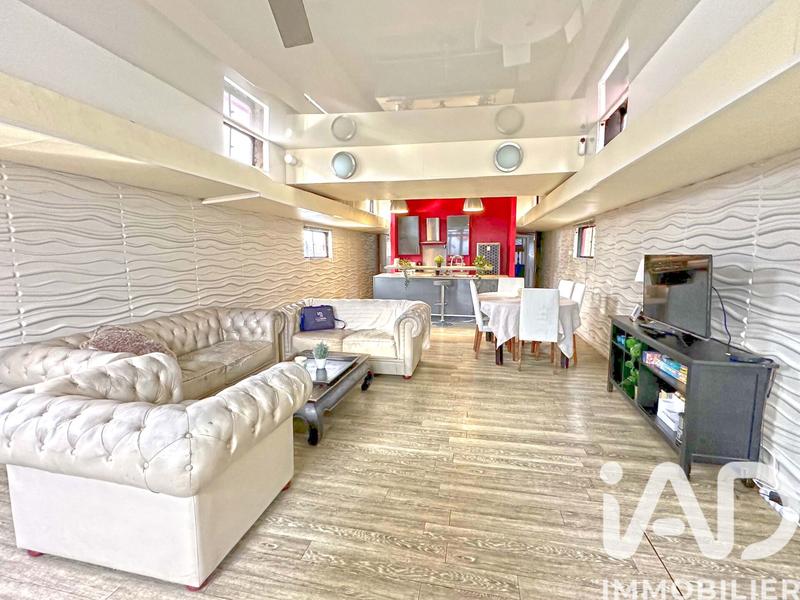 Maison - 180 m² - 6 pièces