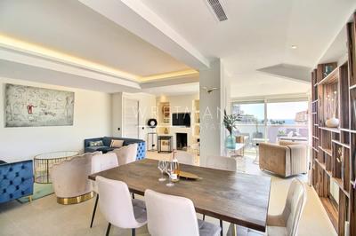 Appartement - 131 m² - 4 pièces