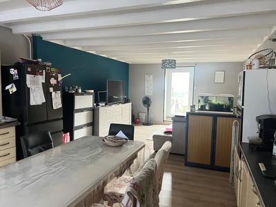 Maison - 200 m² - 7 pièces