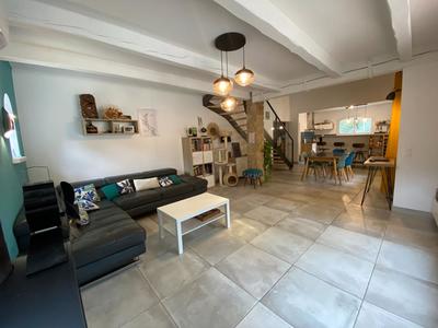 Maison - 150 m² - 5 pièces