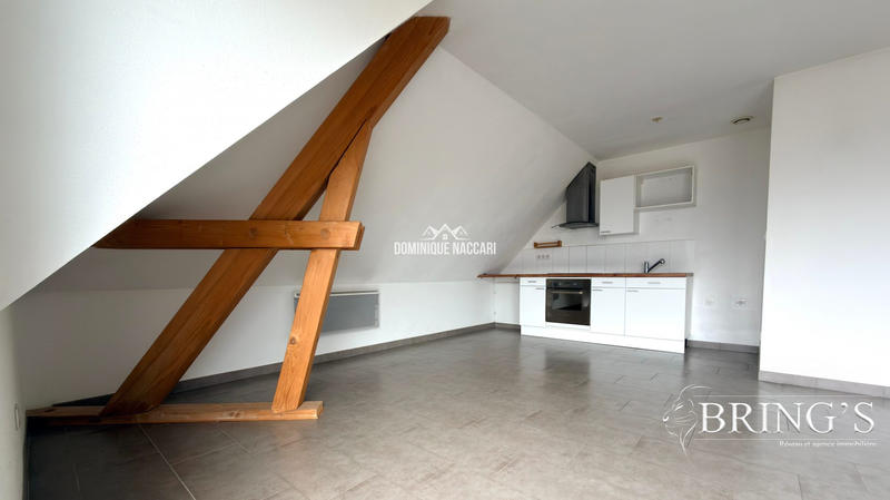 Appartement - 80 m² - 3 pièces