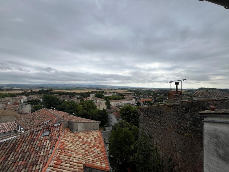 Appartement - 77 m² - 3 pièces