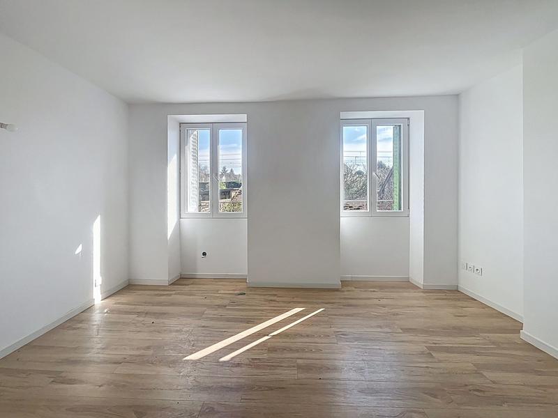 Maison ancienne - 105 m² - 5 pièces