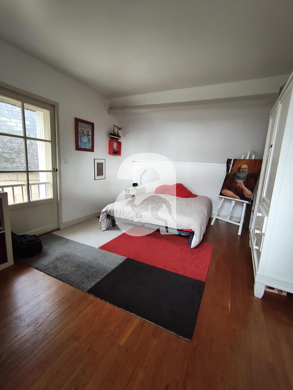 Maison ancienne - 143 m² - 7 pièces