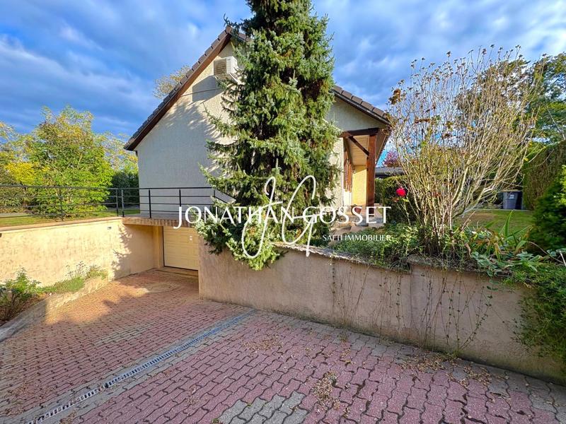 Maison - 152 m² - 7 pièces