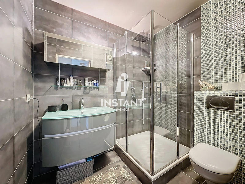 Appartement - 157 m² - 5 pièces