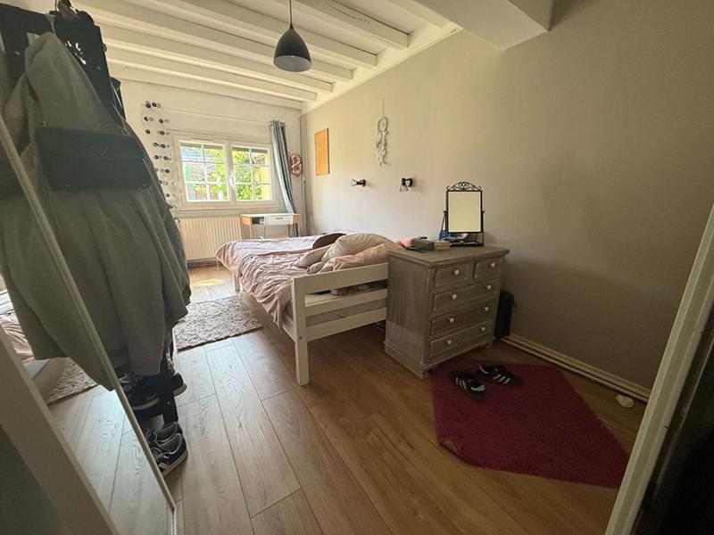 Maison - 208 m² - 10 pièces