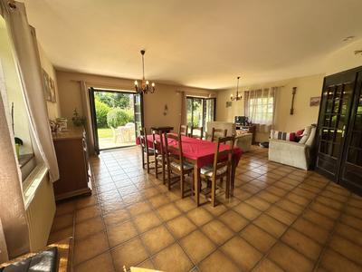 Maison - 136 m² - 6 pièces