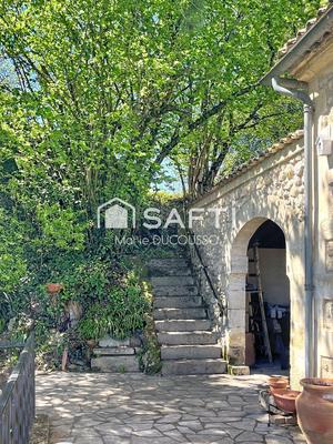 Maison - 343 m² - 10 pièces