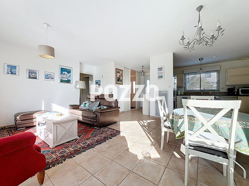 Maison - 88 m² - 4 pièces