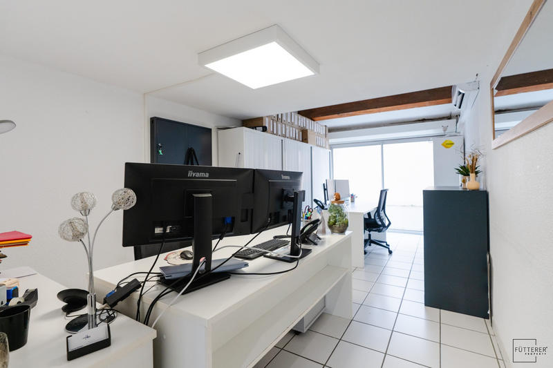 Local commercial - 47 m² - 2 pièces