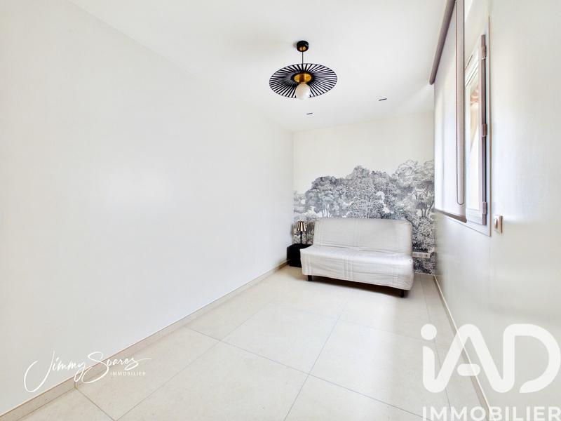 Maison - 190 m² - 8 pièces