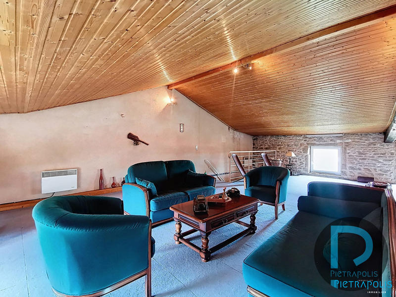 Maison ancienne - 193 m² - 6 pièces