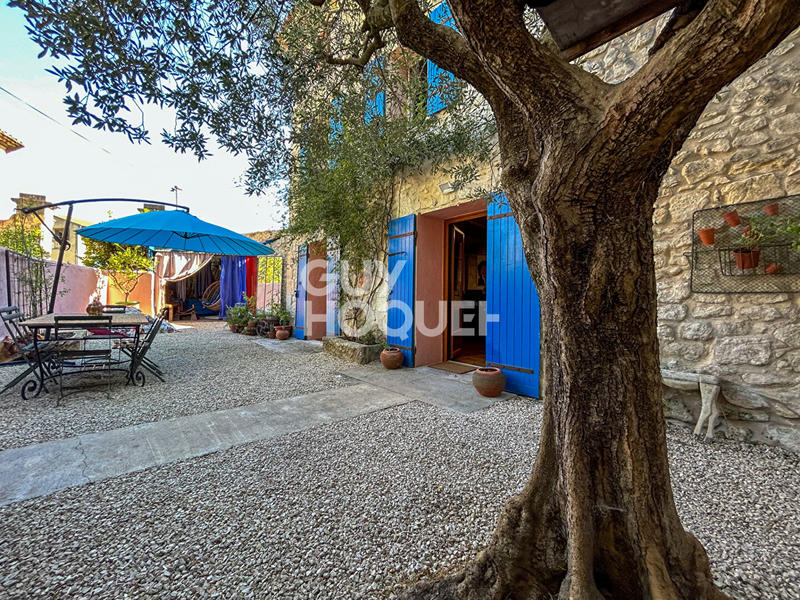 Mas - 240 m² - 5 pièces