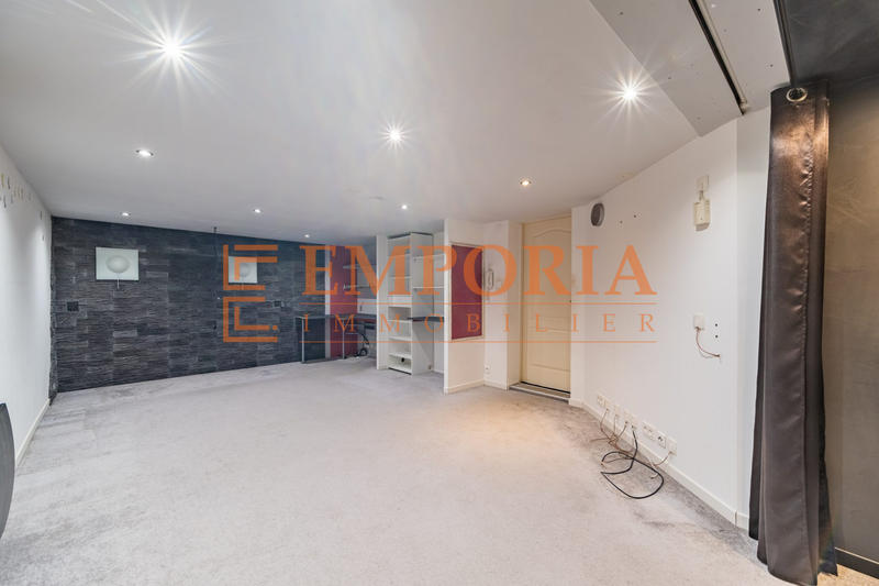 Maison - 105 m² - 6 pièces