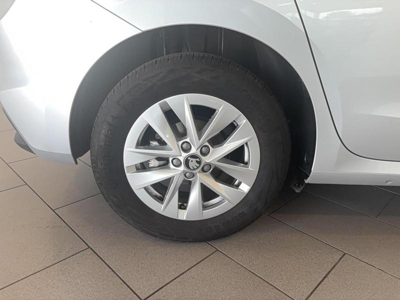 Skoda Fabia 1.0 Tsi 95 ch Evo 2 Bvm5 Selection