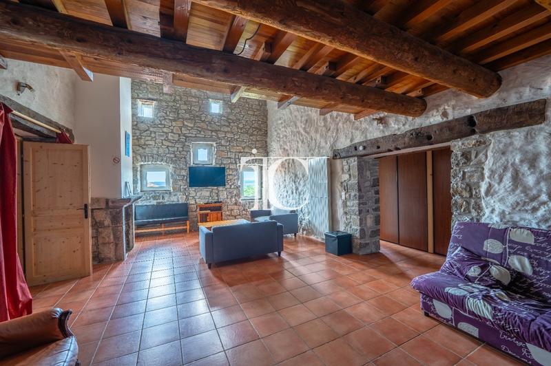 Maison - 354 m² - 14 pièces