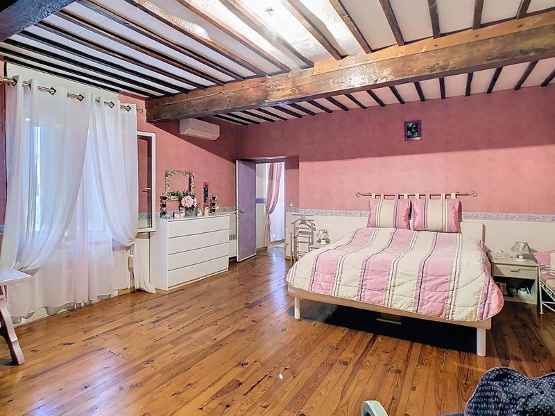 Maison - 136 m² - 5 pièces