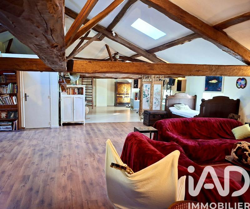 Maison - 450 m² - 15 pièces