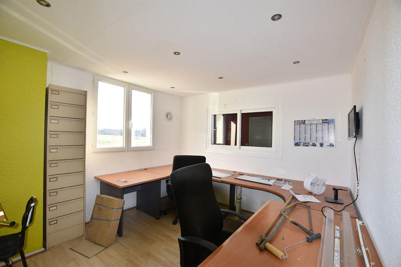 Local d'activité / Entrepôt - 280 m²