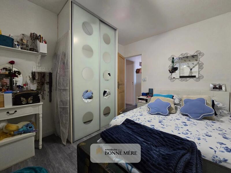 Appartement - 79 m² - 4 pièces