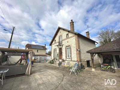 Maison - 122 m² - 4 pièces