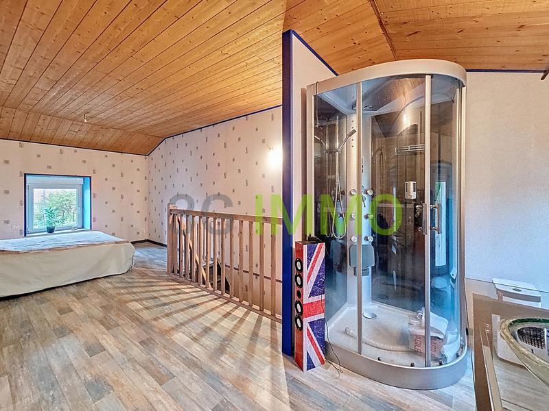 Maison de ville - 100 m² - 5 pièces