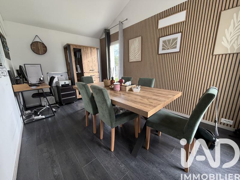 Maison - 213 m² - 7 pièces