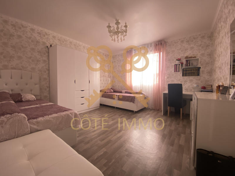 Maison - 140 m² - 6 pièces