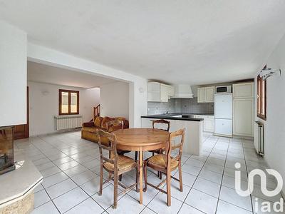Maison - 76 m² - 4 pièces