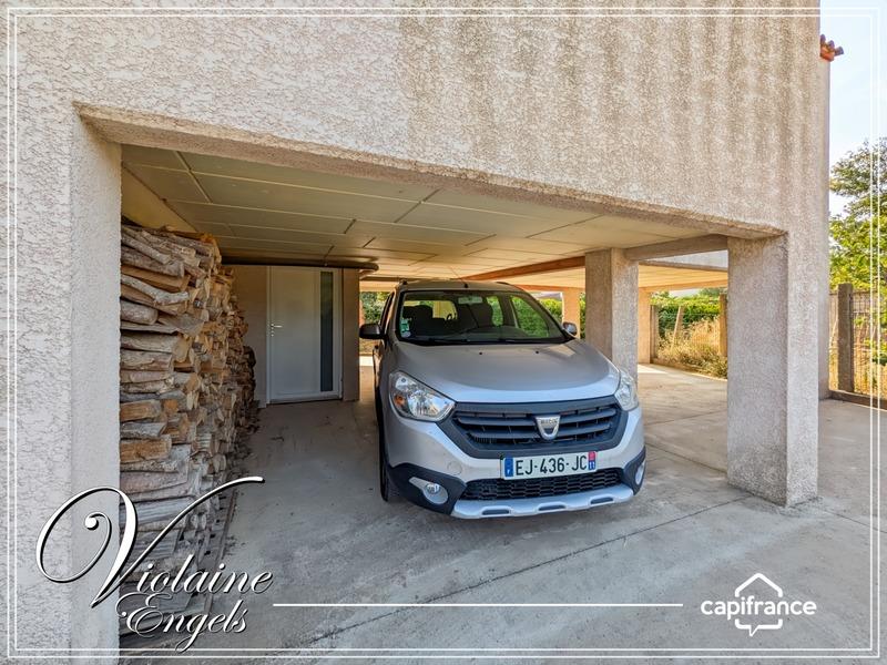 Maison - 184 m² - 9 pièces