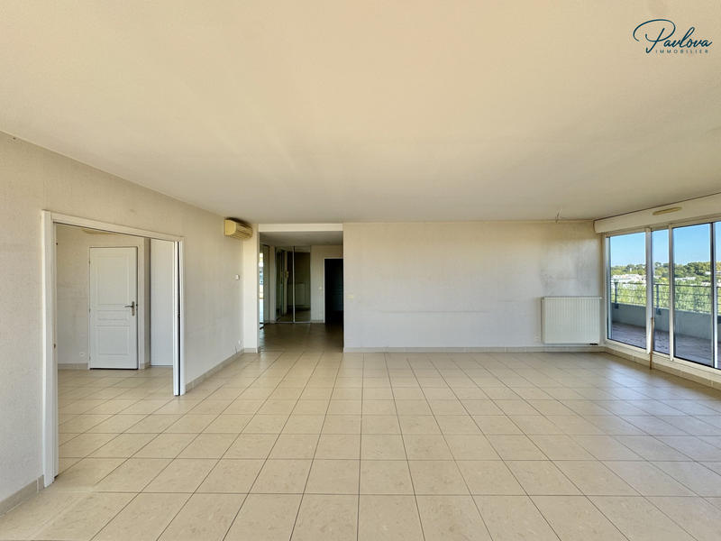 Appartement - 143 m² - 4 pièces