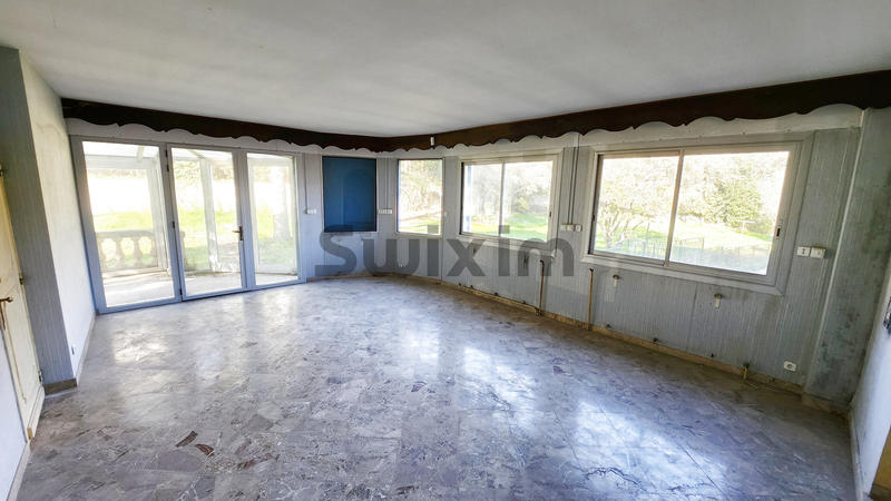 Appartement - 181 m² - 7 pièces