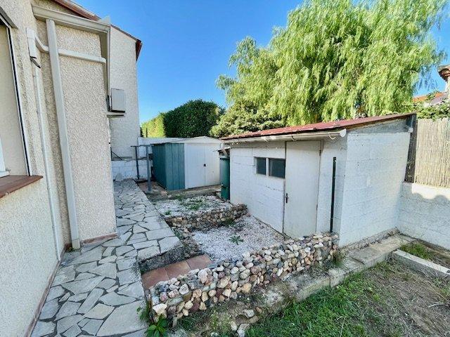 Villa - 100 m² - 3 pièces