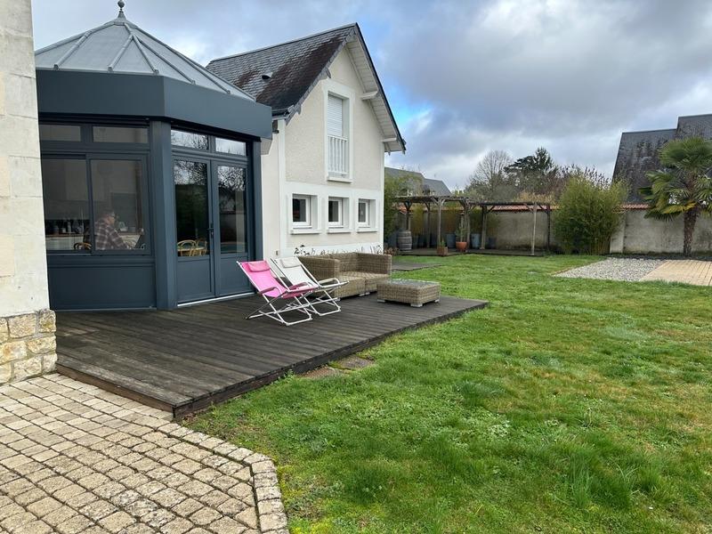 Maison - 230 m² - 6 pièces